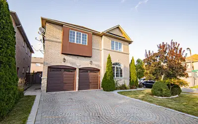 Detached in Vaughan
