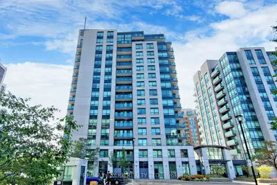 Condo Apartment in Markham