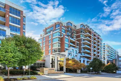 Condo Apartment in Markham