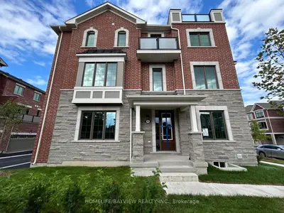 Att/Row/Townhouse in Markham