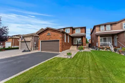 Detached in Vaughan