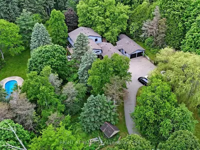 Detached in Uxbridge