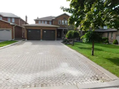 Detached in Vaughan