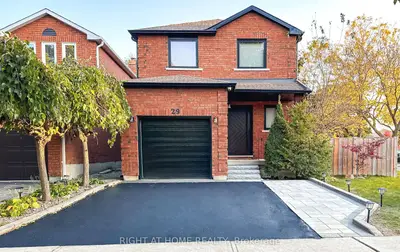 Detached in Vaughan