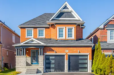 Detached in Bradford West Gwillimbury