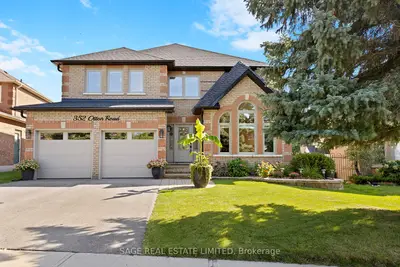 Detached in Newmarket