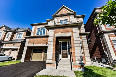 Detached in Richmond Hill