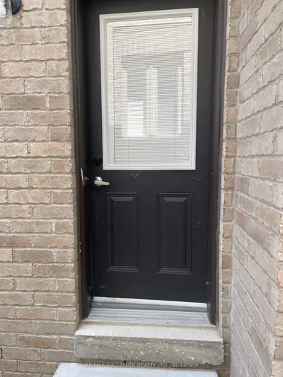 Detached in East Gwillimbury