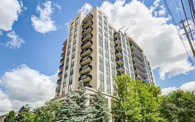 Condo Apartment in Vaughan
