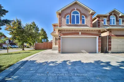 Detached in Markham