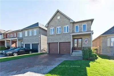 Detached in Richmond Hill