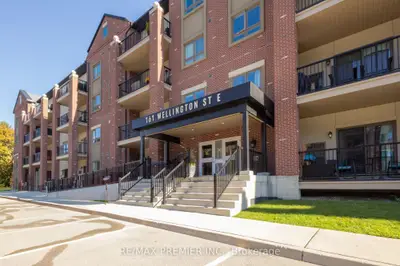 Condo Apartment in New Tecumseth