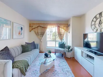 399 South Park Road 205, Markham, On L3t 7w6