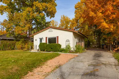 Detached in New Tecumseth