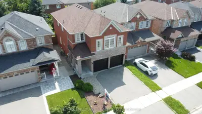 Detached in Aurora