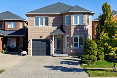 Detached in Vaughan