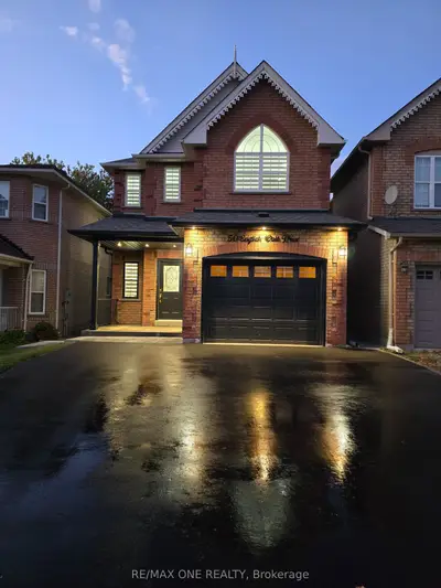 Detached in Richmond Hill