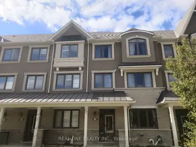 Att/Row/Townhouse in Markham