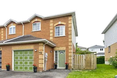 Att/Row/Townhouse in New Tecumseth