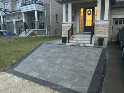 Semi-Detached in East Gwillimbury