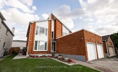 Detached in Markham