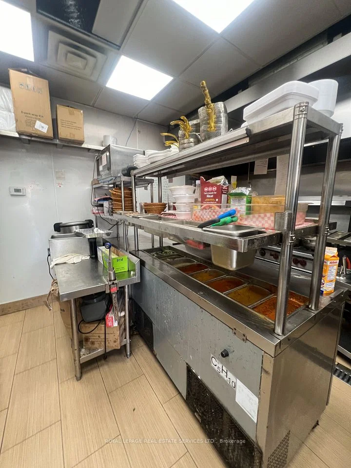 9100 Jane Street 51-52, Vaughan, ON L4K 0A4