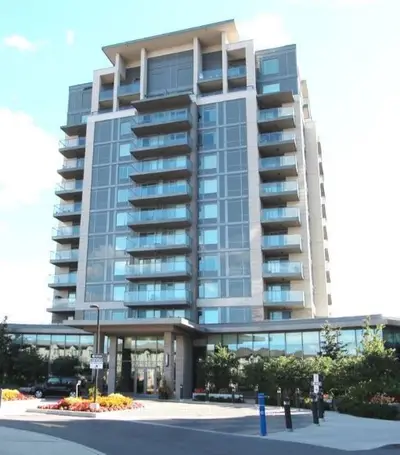 Condo Apartment in Markham