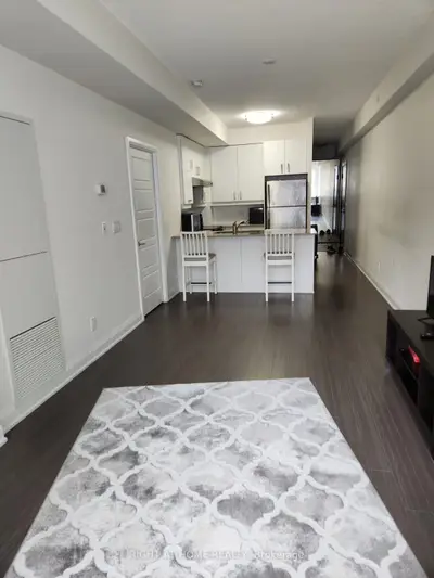 Condo Apartment in Markham