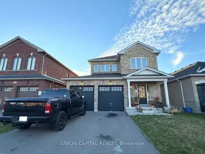 Detached in Brock
