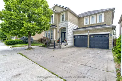 Detached in Vaughan