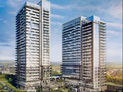 Condo Apartment in Richmond Hill