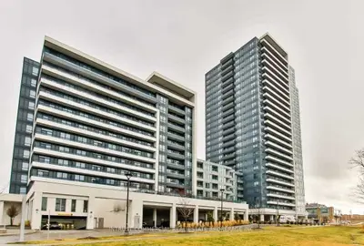 Condo Apartment in Vaughan
