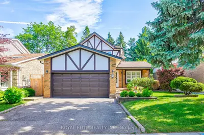 Detached in Markham