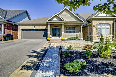 Detached in New Tecumseth