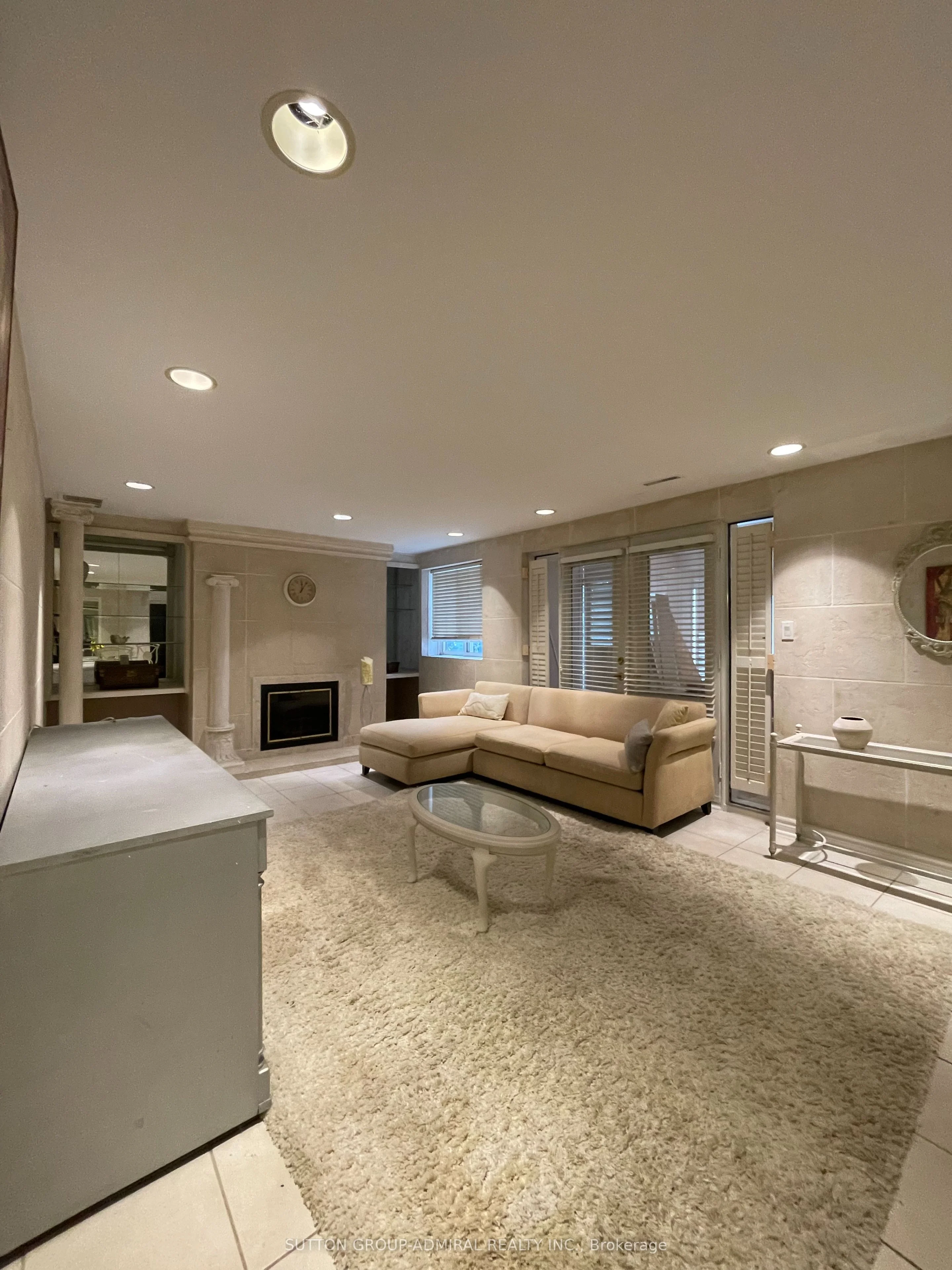 Detached in Aurora