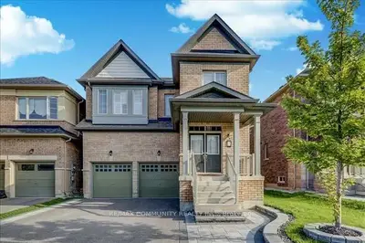 Detached in East Gwillimbury