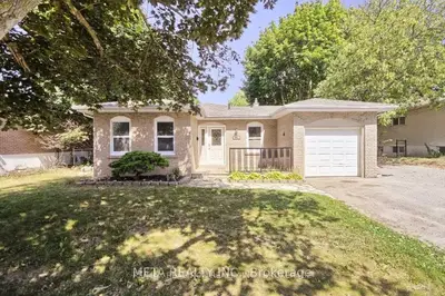 Detached in Newmarket