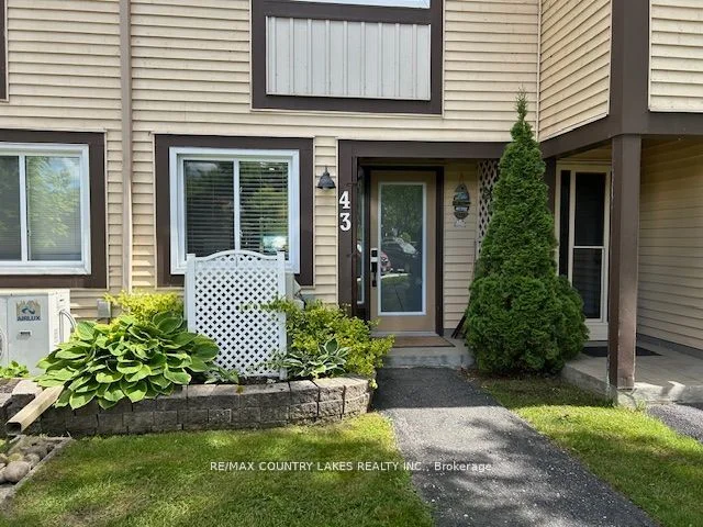 Condo Townhouse in Ramara