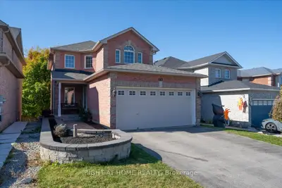 Detached in Barrie