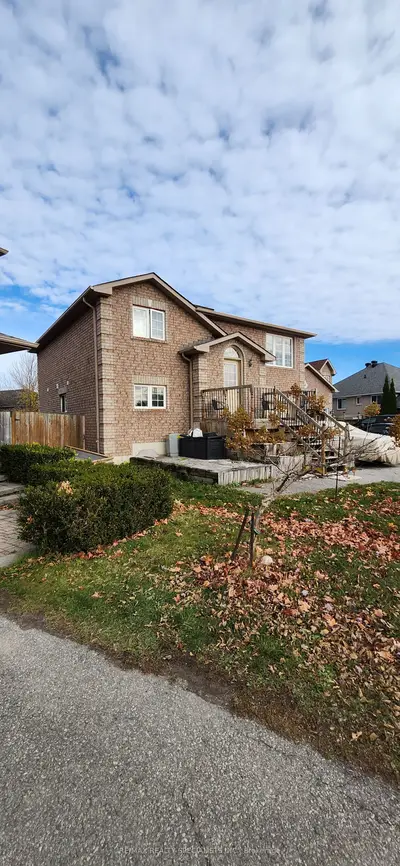 Detached in Barrie