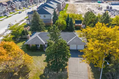 Detached in Barrie