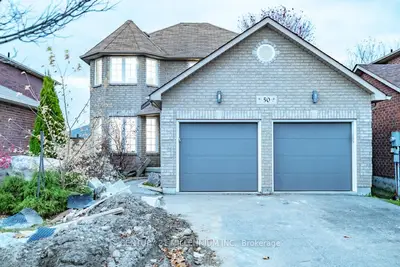 Detached in Barrie
