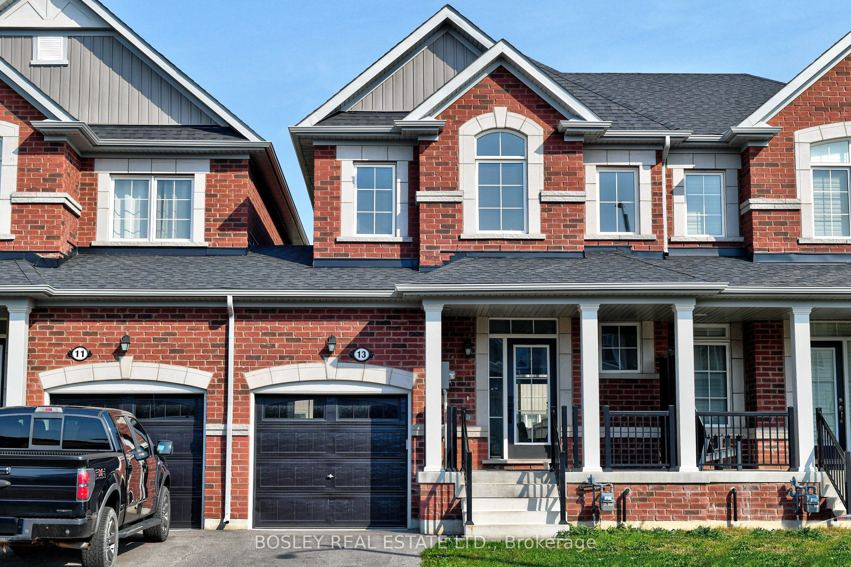 13 Barfoot Street, Collingwood, On L9y 3y7