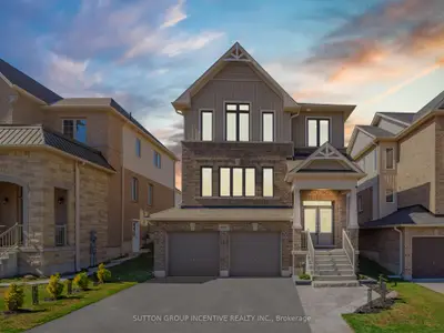 Detached in Orillia