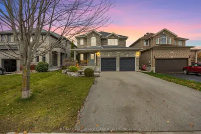 Detached in Barrie