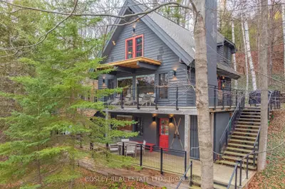 Leasehold Condo in Clearview