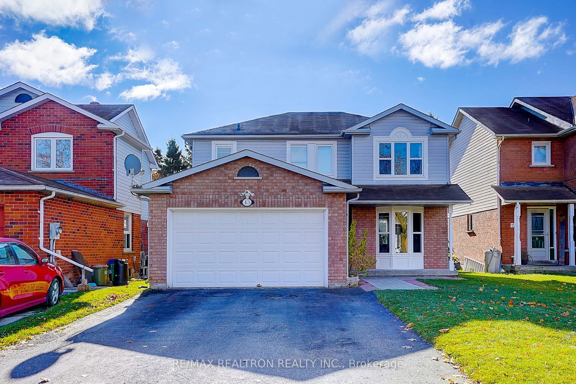 43 Quance Street, Barrie, On L4n 7m3