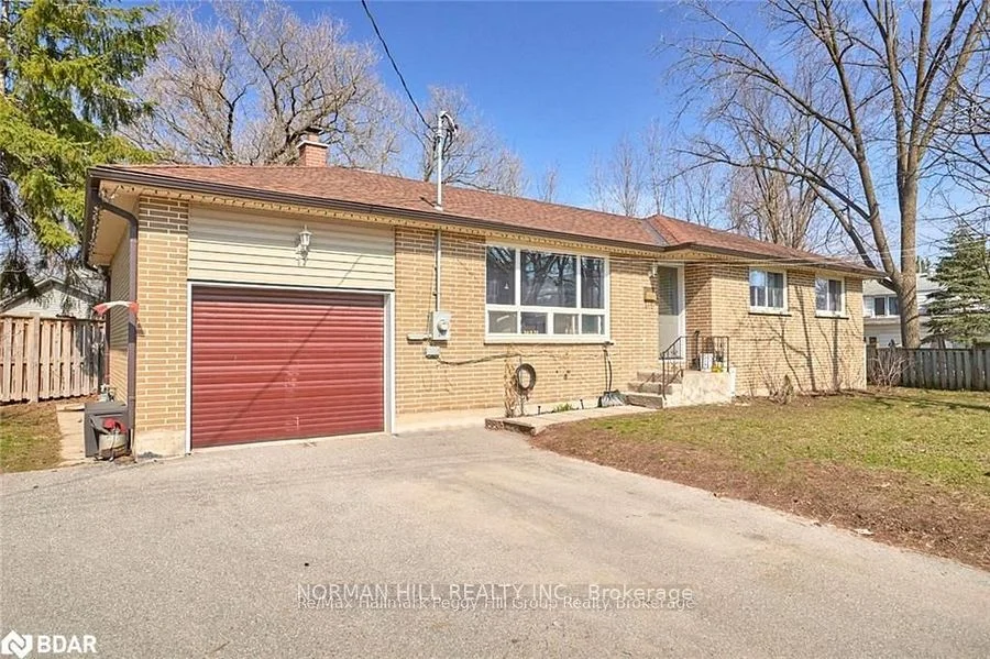 17 Centre Street D, Barrie, On L4n 3l3
