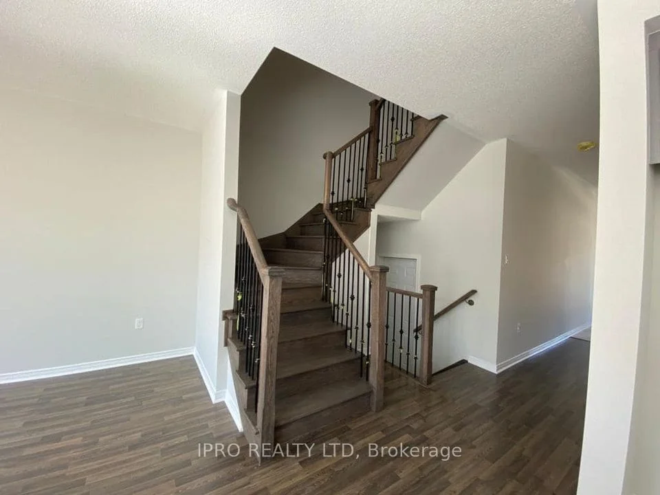 44 Portland Street, Collingwood, ON L9Y 3Z6