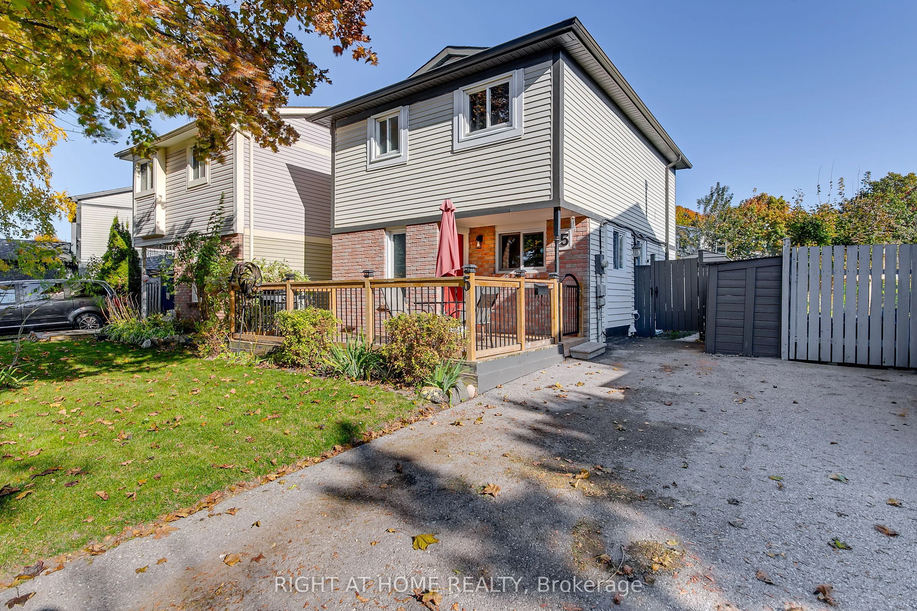 Detached in Barrie
